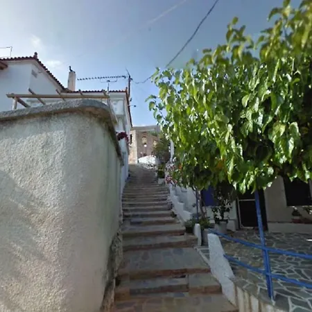 아파트 Big Family House In Village Mesochoria